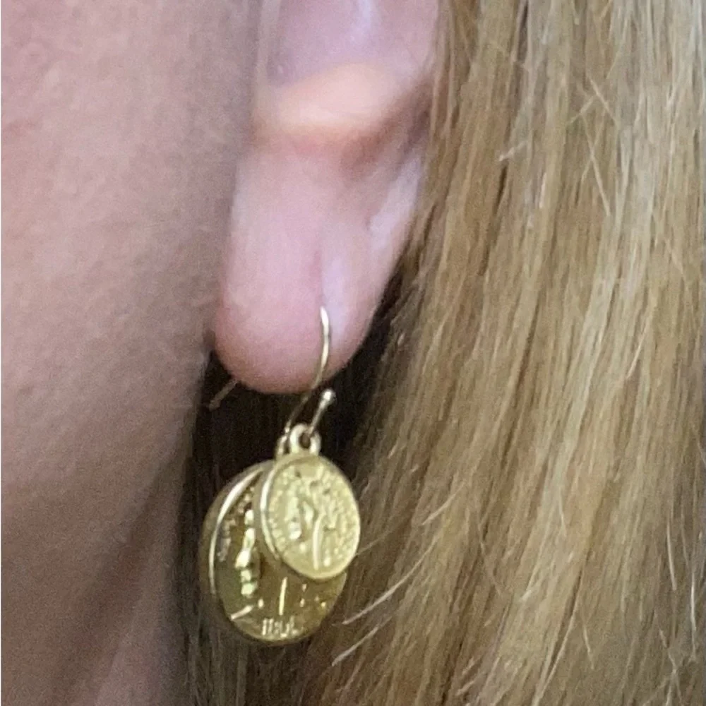REPUBLIQUE FRANCAISE Vintage French Republic Gold Plated Coin Dangle Earrings - Picture 3 of 4
